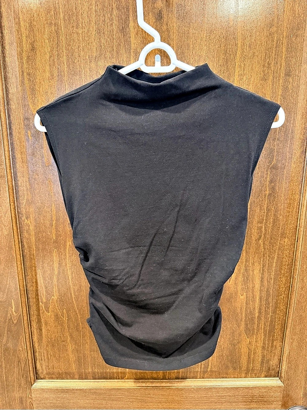 weekend by los angeles T2890PSWK Ruched Mock Neck Top in Black Size Small